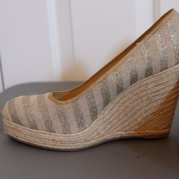 Nine West Sz 10 Espadrille Wedge Silver Metallic Stripe Gold Trim Textile Upper - Picture 3 of 16